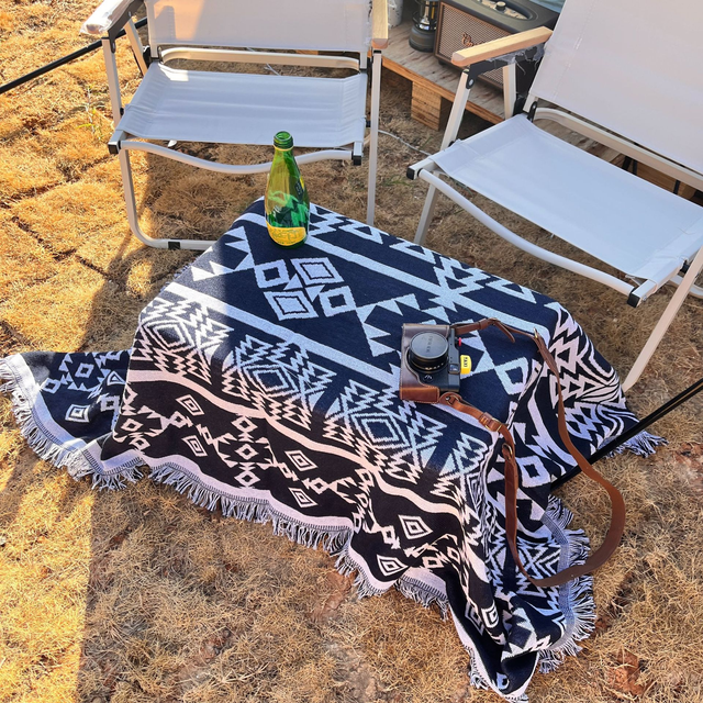 Nordic Throw Blanket Woven Fringed Blankets for Travel Camping Outdoor Multi-Functional Knitted Throws for Sofas Bed Couch Armchair