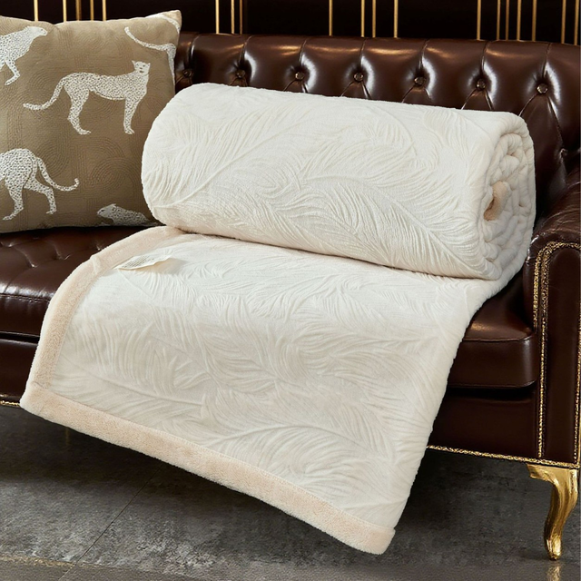 Large Leaf Textured Warm Throw Blanket Embossed Flannel Fleece Blanket Sherpa Throw for Bed Couch Sofa TWIN/KING SIZE Super Soft, Warm And Lightweight Blanket for All Seasons