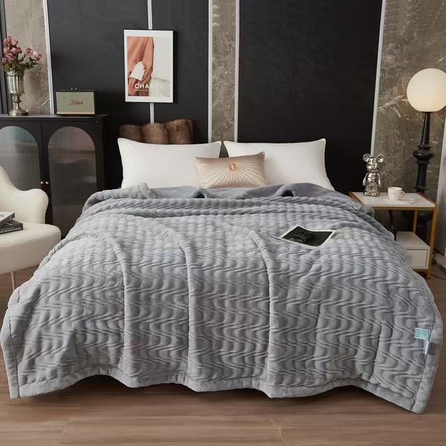 KING SIZE Flannel Throw Blanket Soft Cozy Stripe Throw for Sofa Couch Warm And Soft Microfiber Cloudy Blanket for Winter Season 