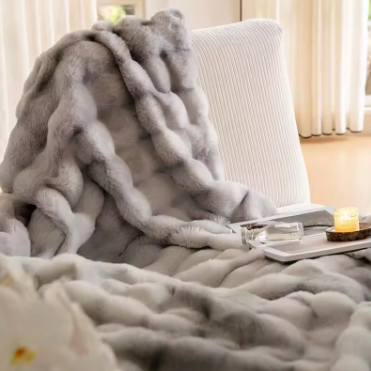 Home Rabbit Faux Fur Soft Throw Blanket for Couch Ultra Soft Fuzzy Plush Bubble Throw for Sofa Living Room & Home Decor