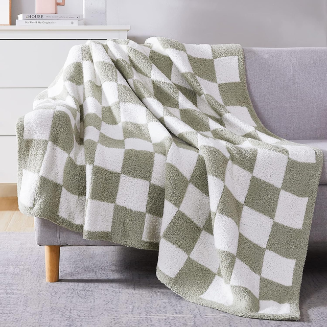 Checkered Throw Blanket – Soft Cozy Lightweight Plush Blanket for Sofa & Bed
