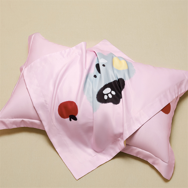 Soft Ice Silk Cooling Pillow for Summer Comfortable Satin Silk Decorative Pillow Cushion for Bedroom Couch Sofa Living Room Breathable Bedding Pillow Cover 