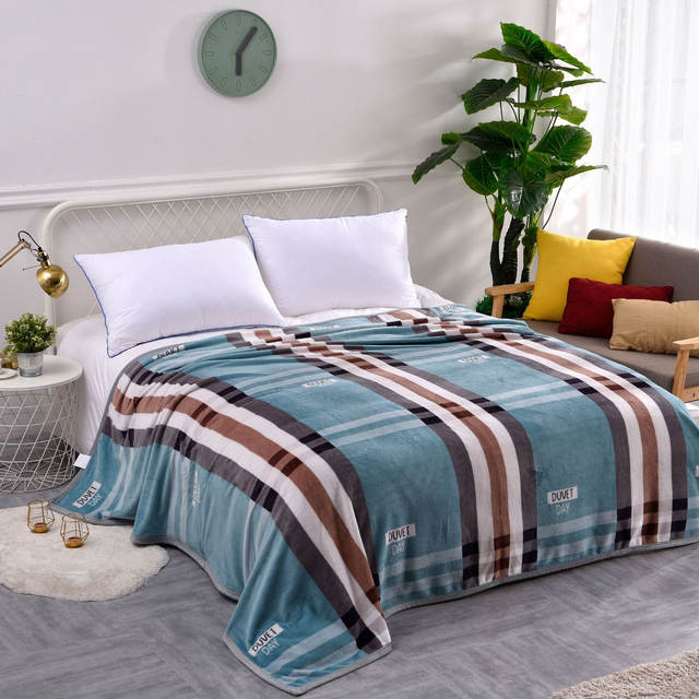 Fleece Blankets Flannel Nap Blanket Four Seasons Ultra Soft And Fluffy Plush Throw Blankets for Couch Bed And Living Room Office Queen Size Cozy Bed Blankets 80x90Inch 