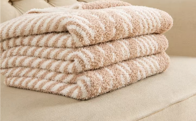 Soft Chenille Throw Blanket Decorative Cozy Blanket for Couch Bed Home Office