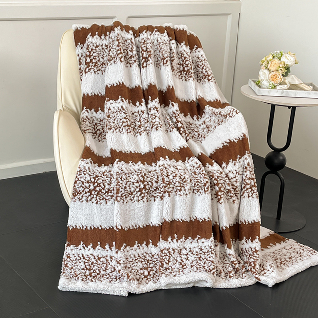 Double Size Cationic Jacquard Blanket Soft Cloud Pattern Fleece Sherpa Throw Blanket for Sofa Couch Bed Office Nap 