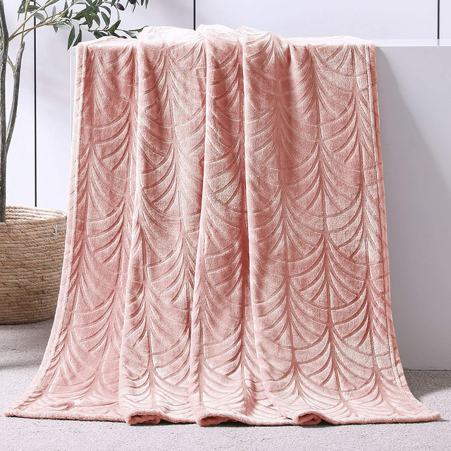 Embossed Flannel Fleece Throw Blanket Botanical Leaf Pattern Soft Plush Textured Cozy Decorative Sofa Blanket-Pink