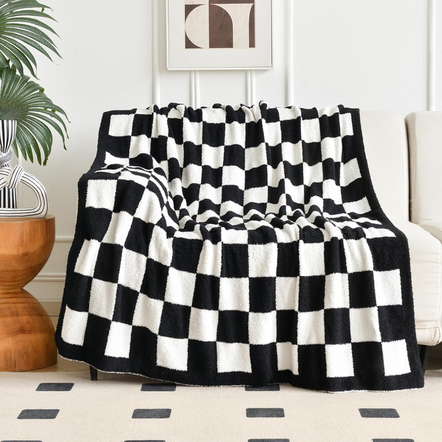 Checkered Blanket, Cozy Soft Throw Blankets for Couch Bed, Fluffy Plaid Lightweight Comfy Travel Picnic Blanket Gifts for Sofa Chair Living Room Camping (Black, Throw 50"x60")