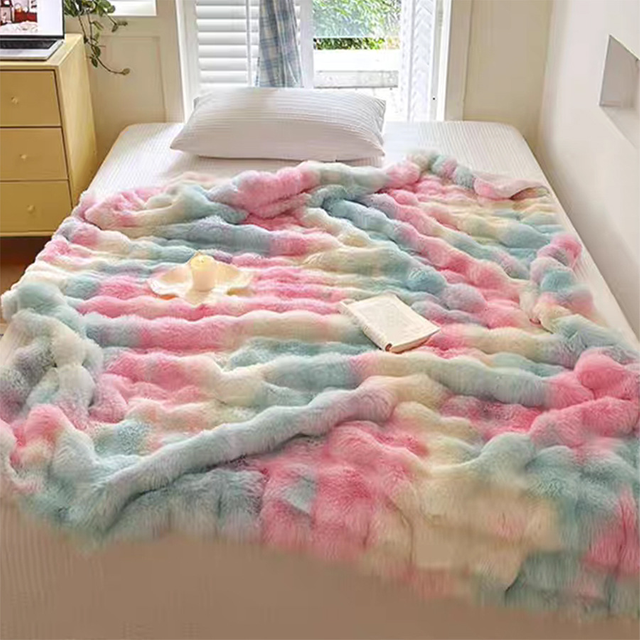 Solid Color Decorative Plush Reversible Large Thick Warm Blanket for Winter Bubble Faux Fur Throw Blanket