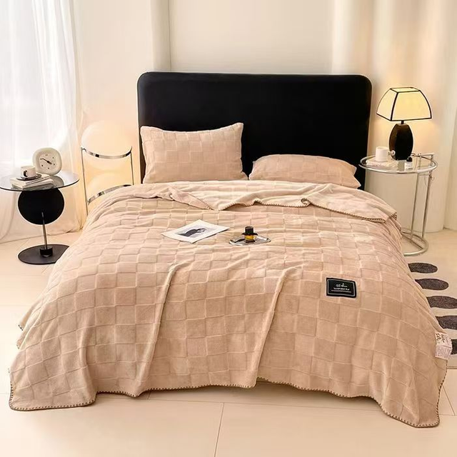 Soft Fluffy Flannel Fleece Throw Blanket Warm Plaid Embossing Plush Blanket for Bed Couch Chair Sofa Solid Color King Size Large Blanket for All Season for Men, Women And Girls 