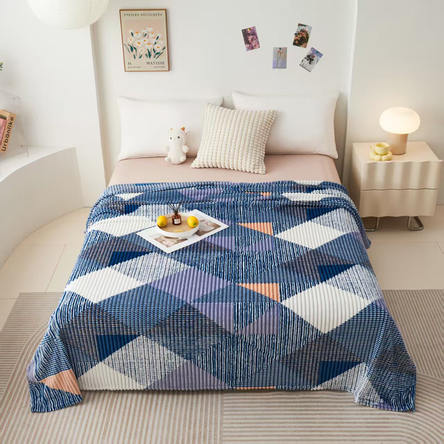 Super Soft Flannel Fleece Blanket Queen Size Warm Throw Blanket for Sofa Couch Bedroom Chair Travel Camping Microfiber Printed Plush Blanket Birthday Gift Idea 