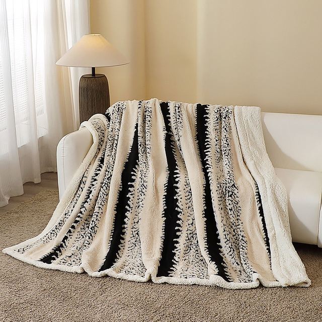 Super Soft Cozy Lightweight Throw Blanket Fluffy Camping Blanket for Home Decoration Printed Flannel Fleece Blankets Sherpa Throw for Bed, Sofa, Couch, Living Room All Seasons 
