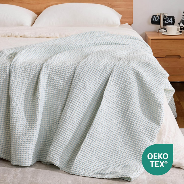 New Soft Waffle Weave Blanket Breathable Textured Throw Blanket for Sofa Couch Bed Lightweight All Season Blanket